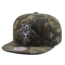MITCHELL AND NESS CAMO HAT